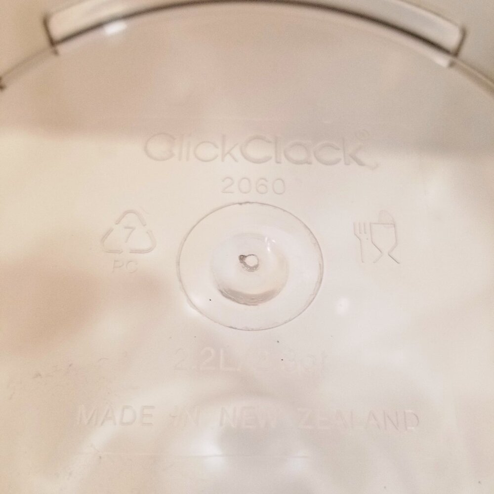 Click Clack 2.3 Quart Tall Pantry Canister, EUC - Picture 4 of 6